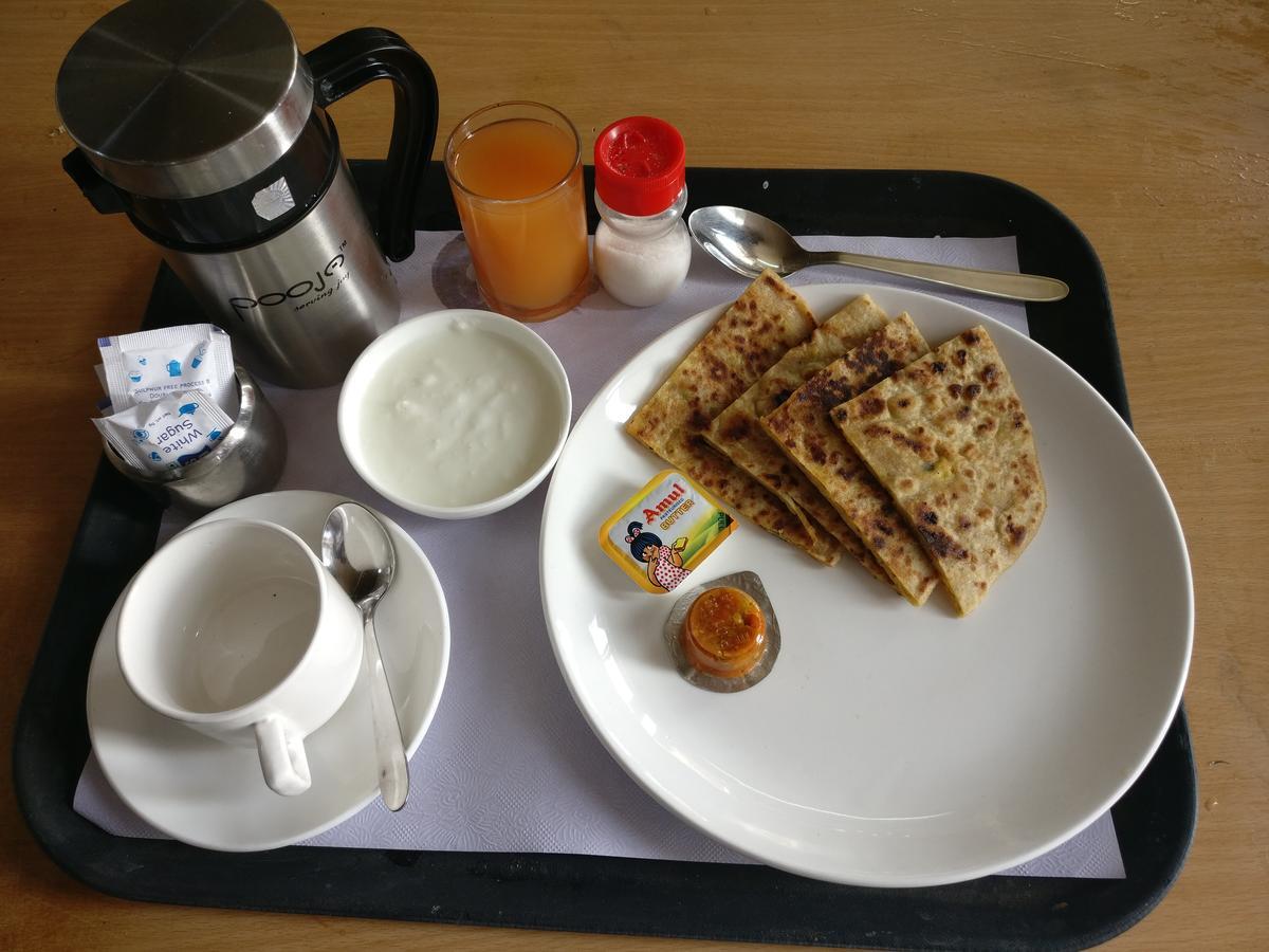Hotel Pawan Plaza Near Sir Ganga Ram Hospital Δελχί Εξωτερικό φωτογραφία